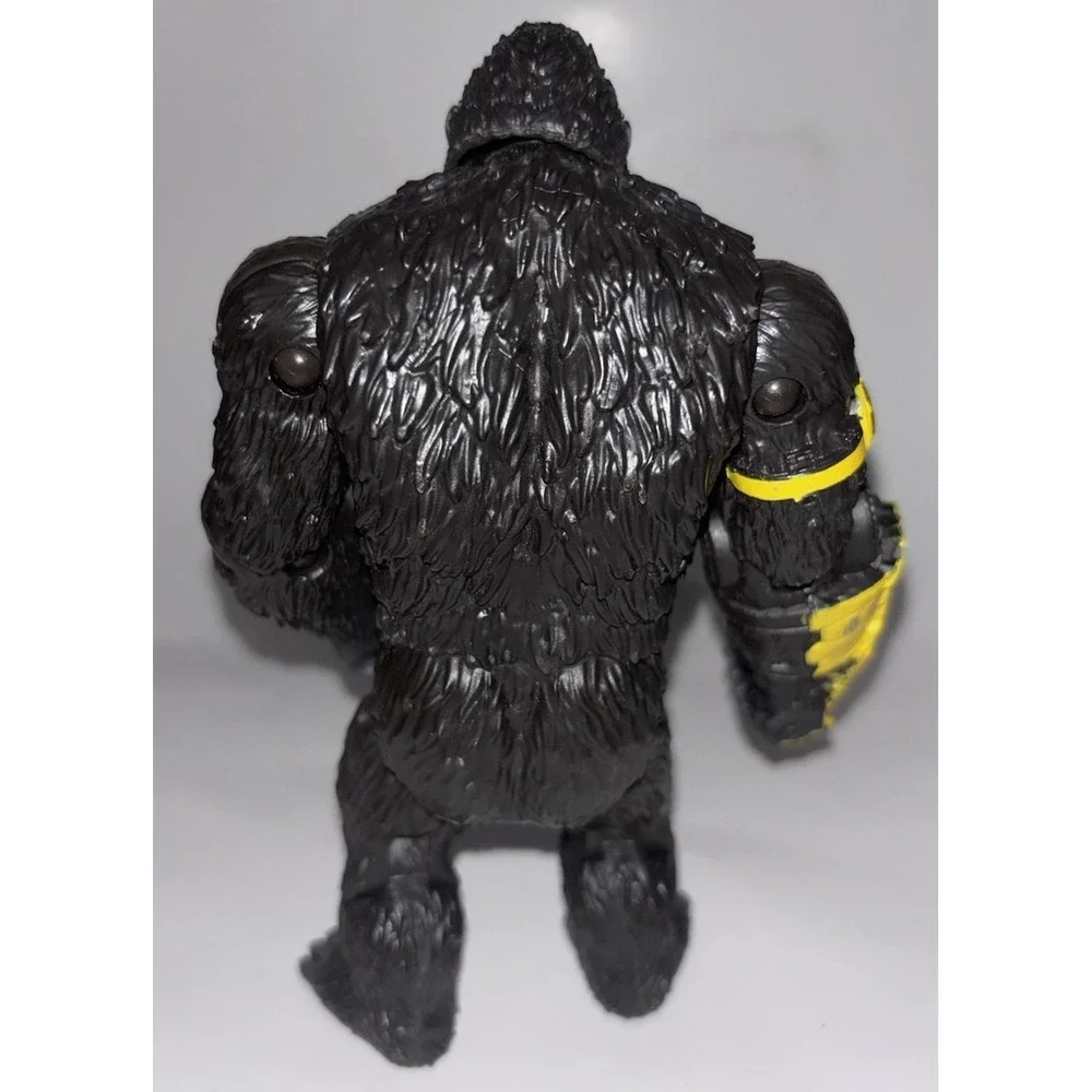 KONG w/ BEAST Glove 6